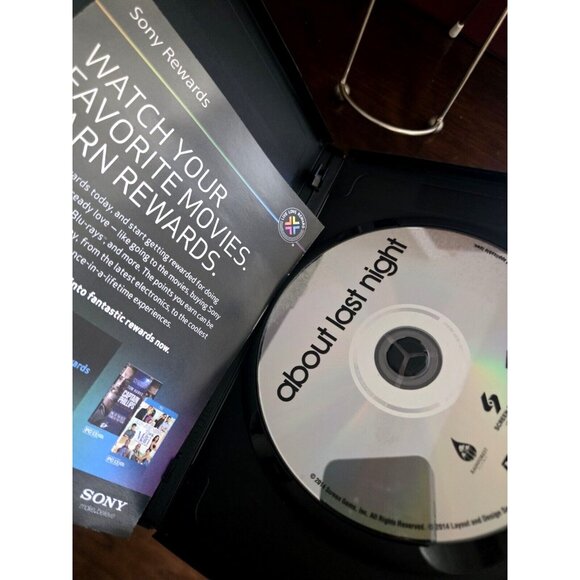 About Last Night DVD 2014 Romantic Comedy Kevin Hart & Regina Hall - Picture 3 of 3